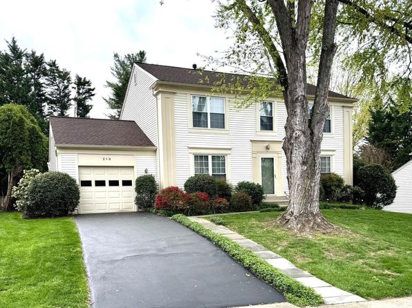 210 Rabbitt Rd, Gaithersburg, MD 20878