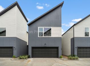 28 Bucan St #B, Houston, TX 77076