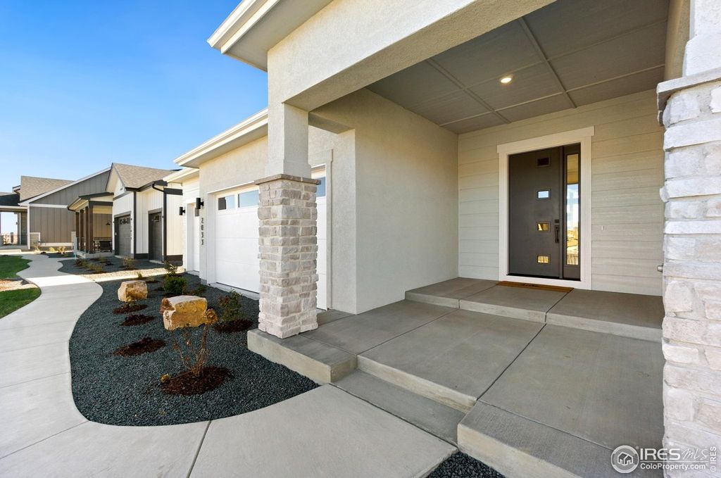 2033 Morningstar Way