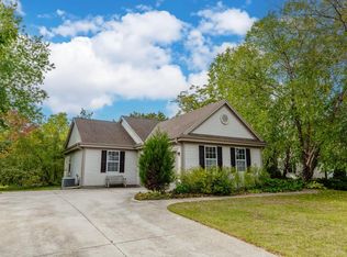 363 State St, Dousman, WI 53118