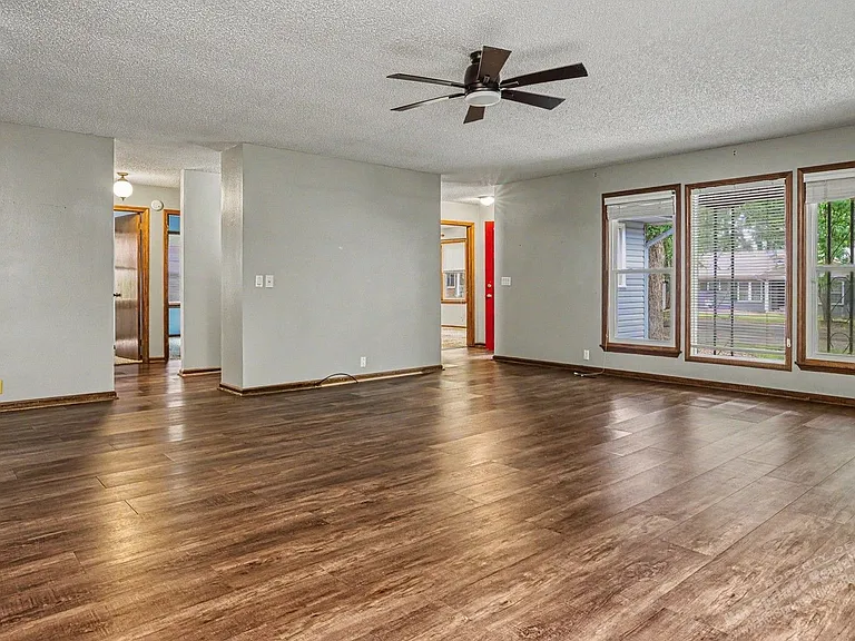 10 Frontera Cir — Photo 4