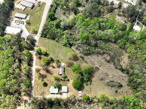 104 McIntosh Trl, Sharpsburg, GA 30277