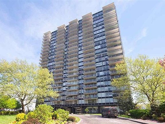 4th image of 6050 Boulevard East #16C