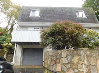 24 Austral Ave #A, Glen Cove, NY 11542