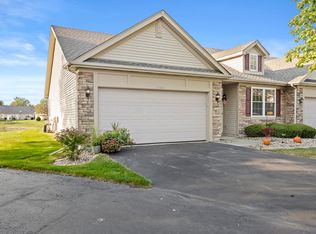1268 Auburn Meadow Ln, Schererville, IN 46375