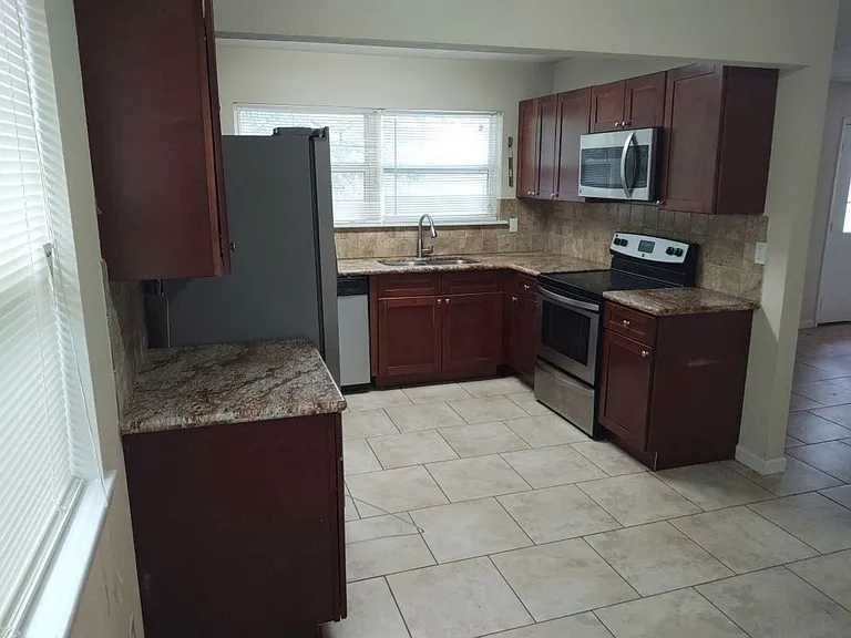 2607 Quiver Ln — Photo 8