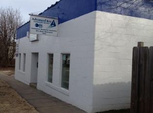 2240 N Grant Ave, Springfield, MO 65803