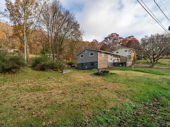 2nd image of 108 Wembeck Dr