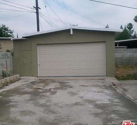 4th image of 1734 S Miramonte Ave