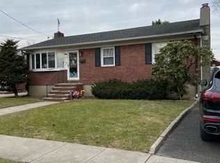 217 Hunter Ave, Staten Island, NY 10306
