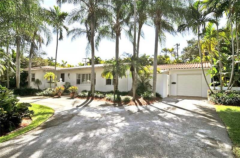 1st image of 920 Altara Ave
