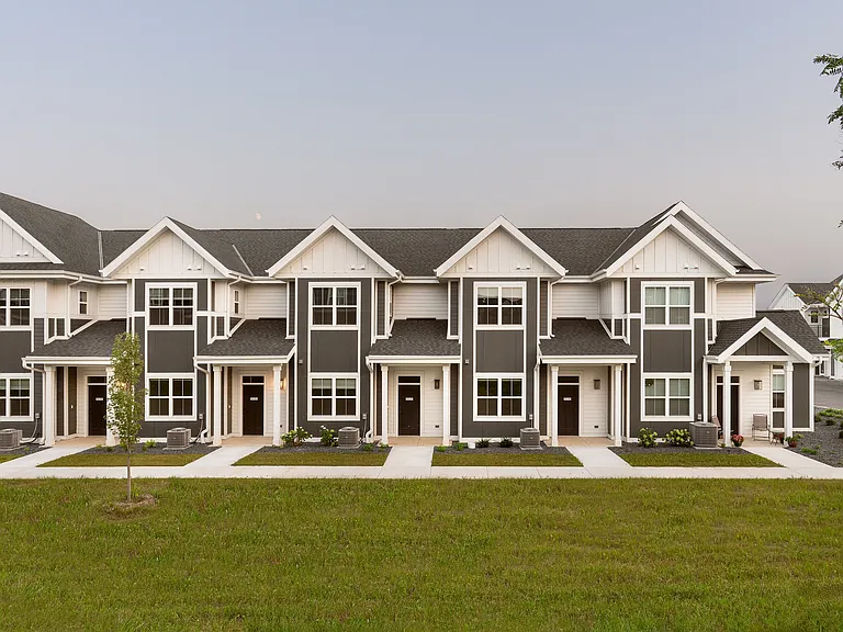 Apex at Verona Exterior Townhomes Building