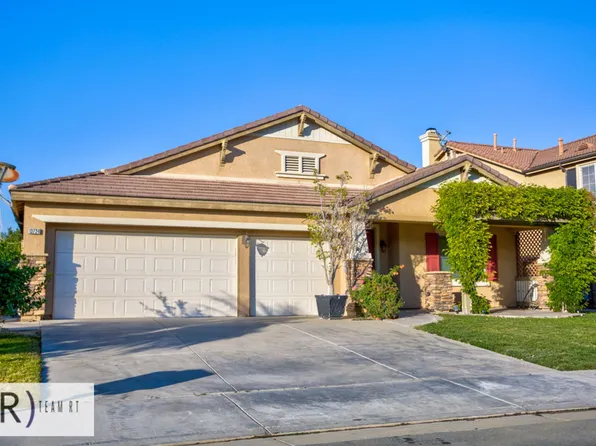 13724 Beaconsfield Ln, Corona, CA 92880