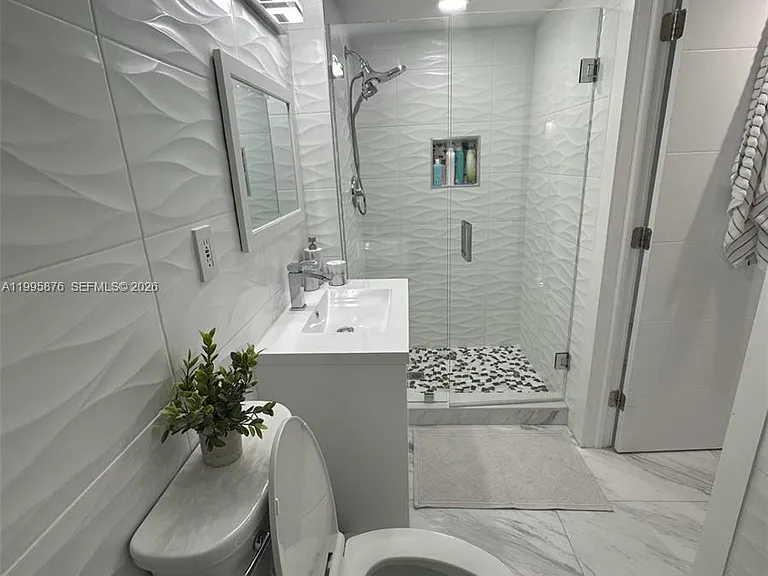19195 NE 36th Ct #201 — Photo 13
