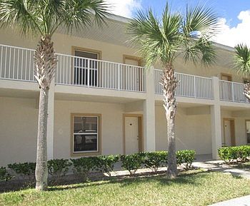 1st image of 944 15th St APT 102