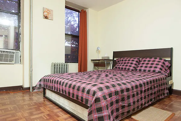 Rented by Michael Cohan, LREB | media 18