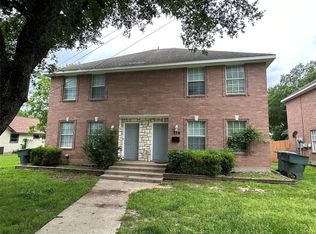 116-118 S Holly Ave, Sherman, TX 75092