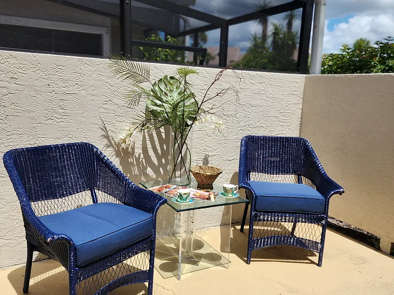 61 Emerald Woods Dr #D2 — Photo 33