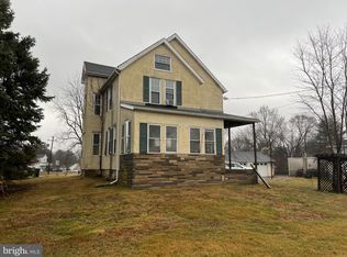 3143 Naamans Creek Rd, Upper Chichester, PA 19061