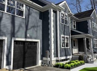 53 Beechwood St, Cohasset, MA 02025