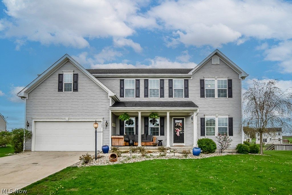 4394 Chevron Cir SW, Massillon, OH 44646 | Zillow