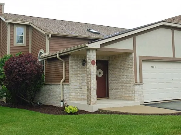 N113W16250 Sylvan Cir #1, Germantown, WI 53022