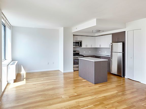 4th image of 1770 Madison Ave APT 7C