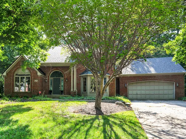 6725 Robin Hood Ct, Indianapolis, IN 46227