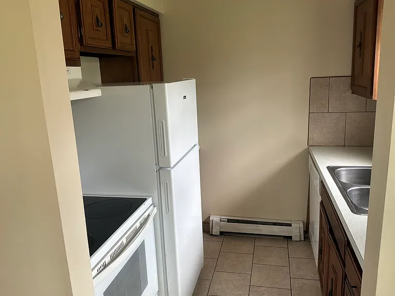 5008 West Blvd #301 — Photo 7