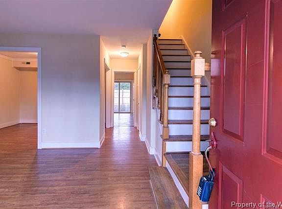 3rd image of 403 London Company Way