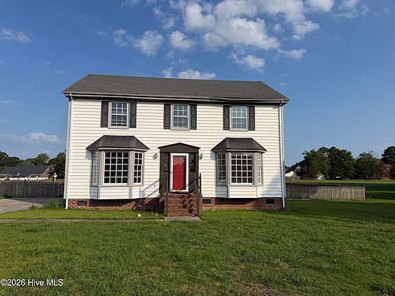 2nd image of 828 Jeffreys Road