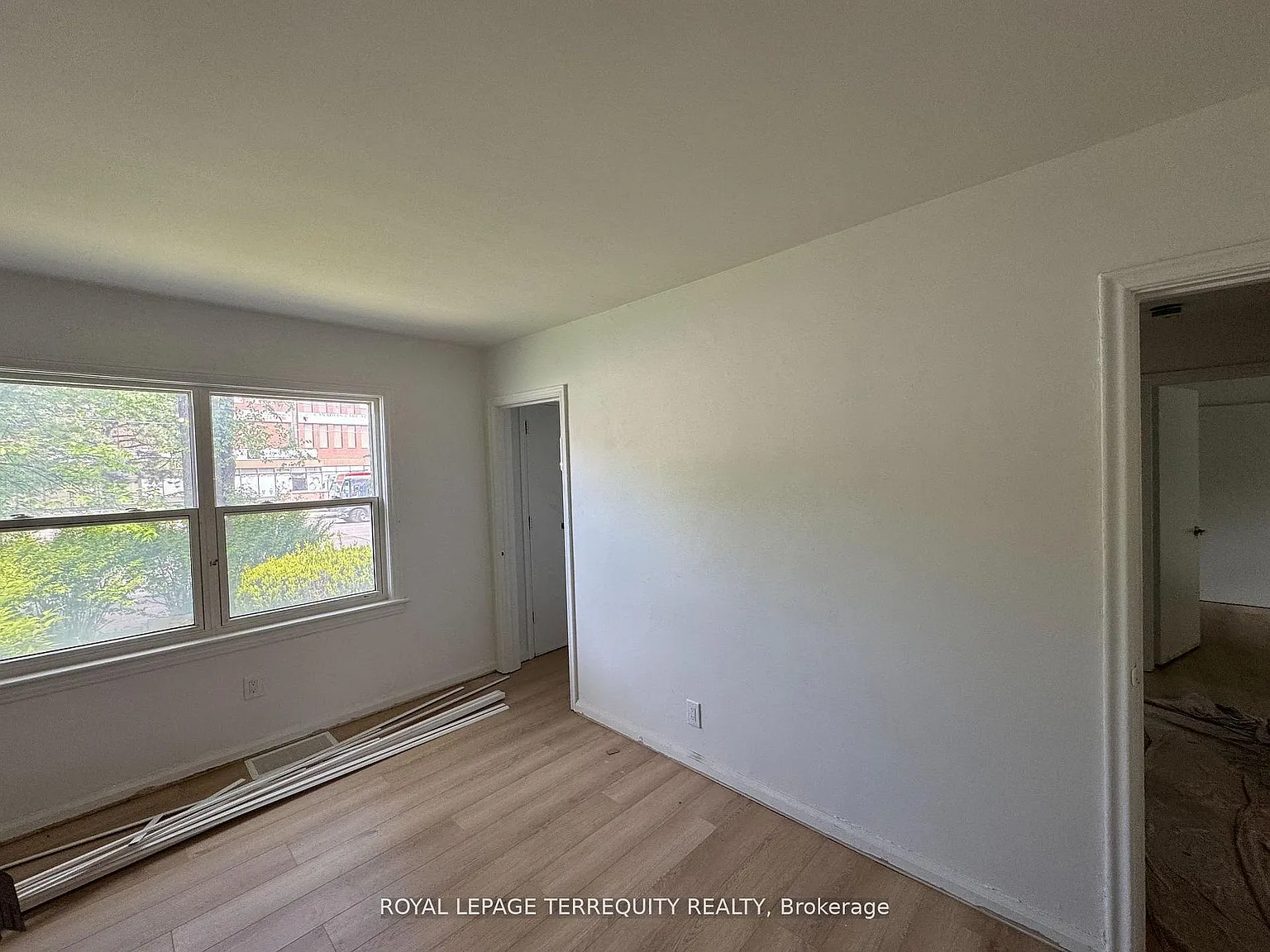 5 bed, $3,650 — Photo 3