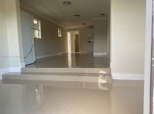 837 NW 80th St, Miami, FL 33150