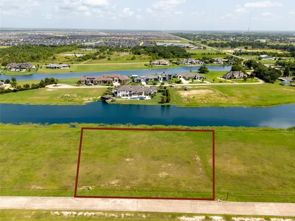 211 Hall Thompson Rd, Katy, TX 77493