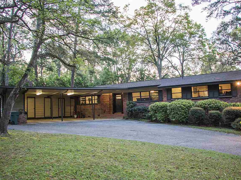 1st image of 901 Piedmont Dr