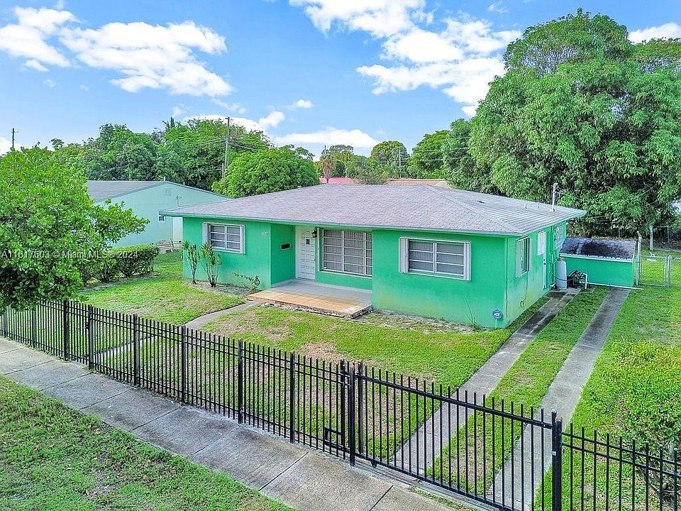 1st image of 1030 NW 129th St