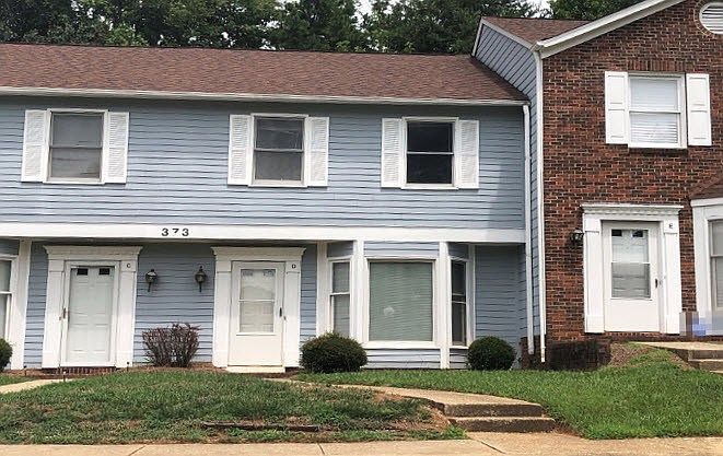 1st image of 373 D E Montcastle Dr