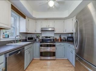 23 Shoalcreek Rd #B, Hudson, NH 03051