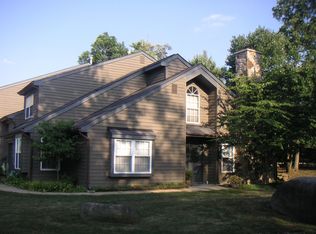 21H Andover Cir, Princeton, NJ 08540