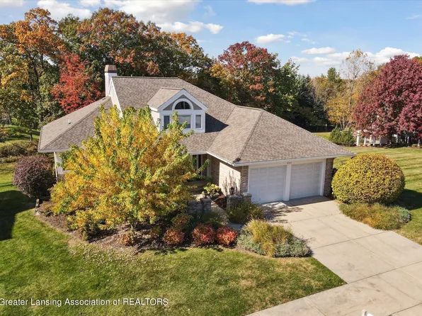 6111 W Longview Dr, East Lansing, MI 48823
