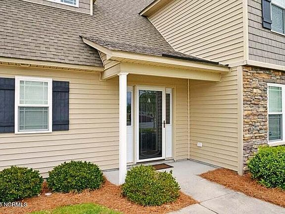 3rd image of 2206 Sweet Bay Dr #A