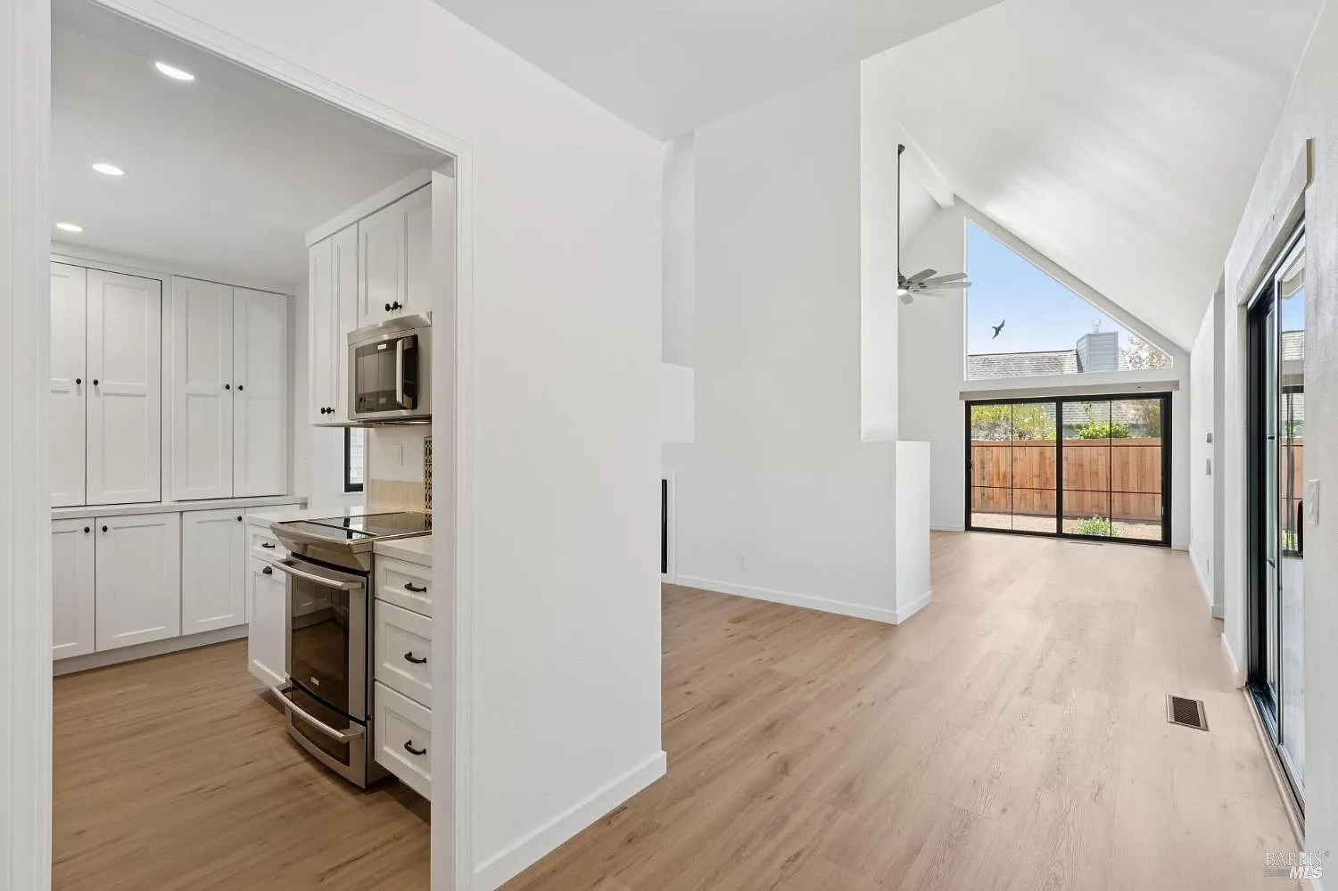 762 Crocus Drive - Photo 6