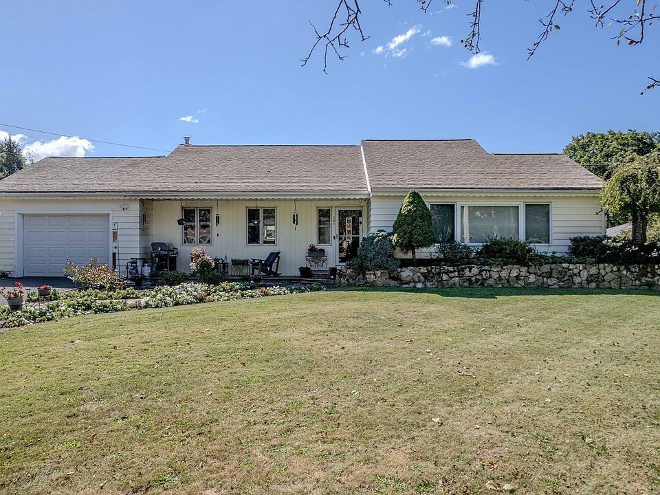 1st image of 281 Village St