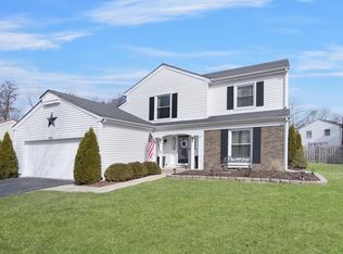 431 Newport Dr, Naperville, IL 60565