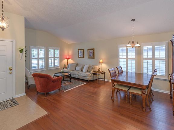 3rd image of 832 Marjories Way