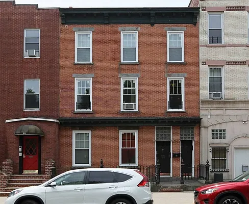 Rented by Corcoran | media 18