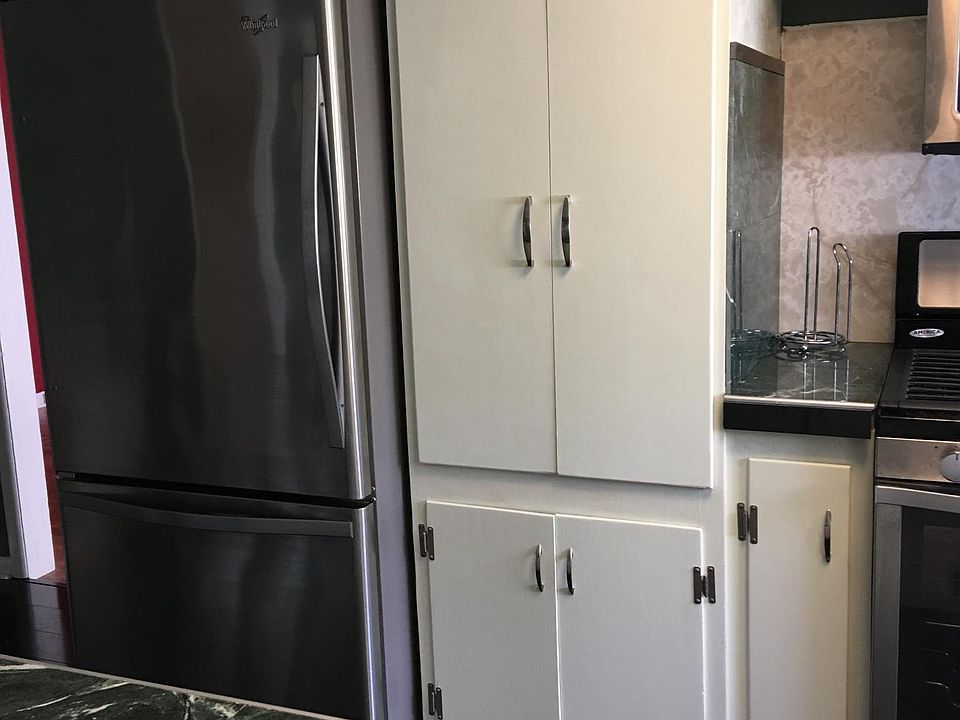 Kitchen - refrigerator negotiable