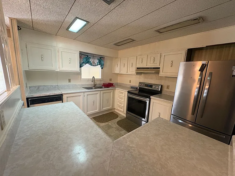 1018 Southland Dr — Photo 5