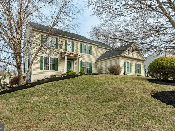 139 Magnolia Dr, Chester Springs, PA 19425