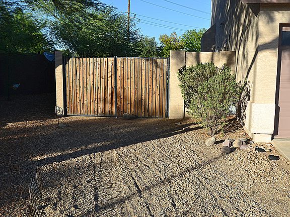 3rd image of 8362 W Shaw Butte Dr